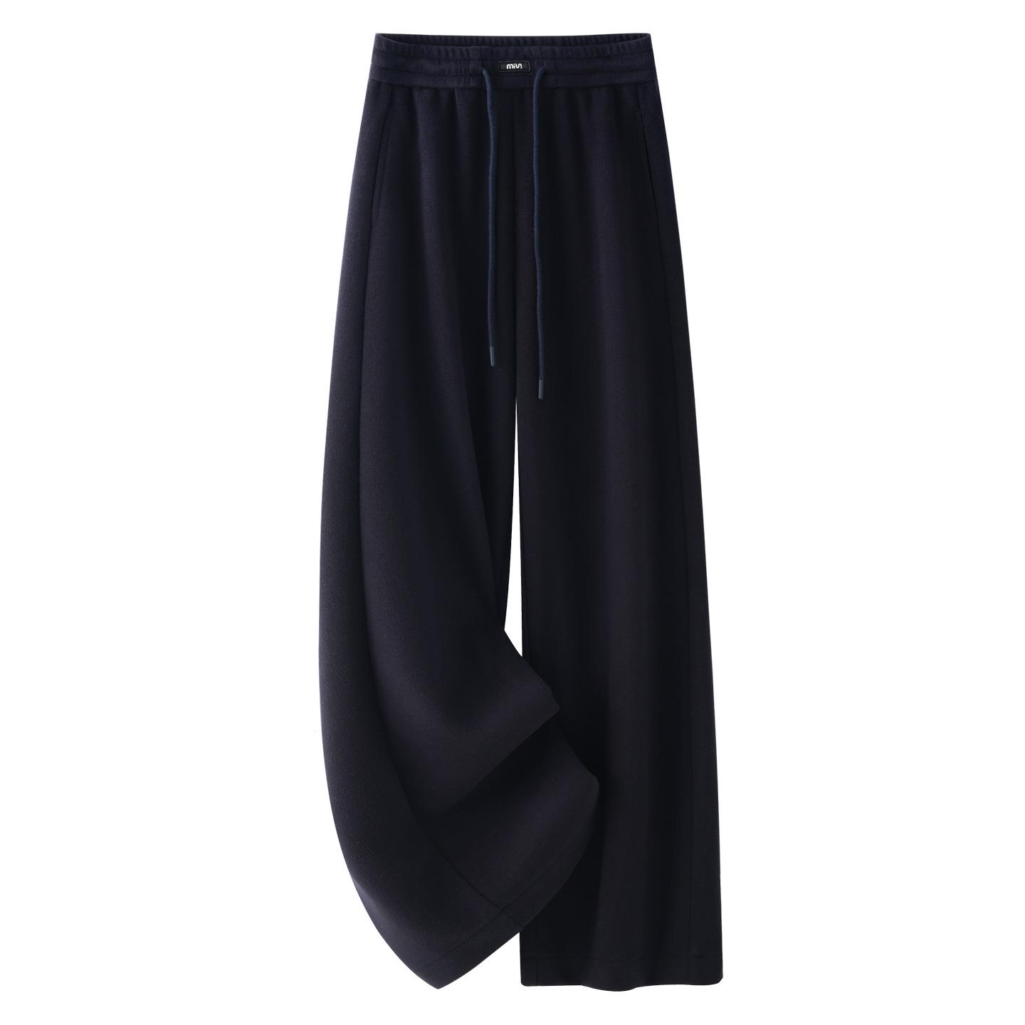

Women s Winter 2025 High-Waisted Black Wool Wide-Leg Pants with Velvet, Drapey and Casual Straight-Leg Design. M темно-синього кольору