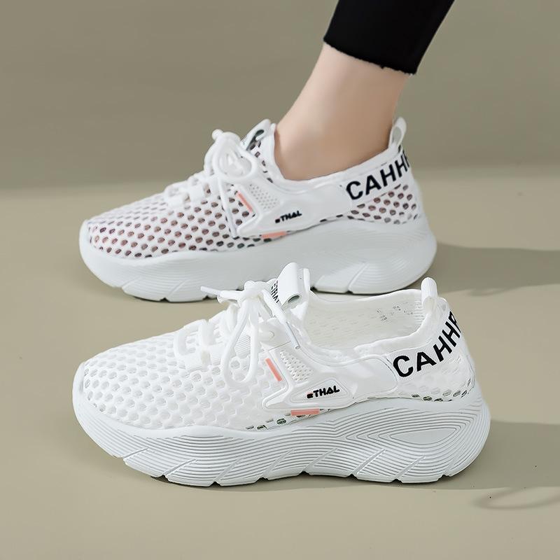 Women's Mesh Hole Shoes Breathable Thick Sole Versatile Sports Shoes Student Casual Running Shoes