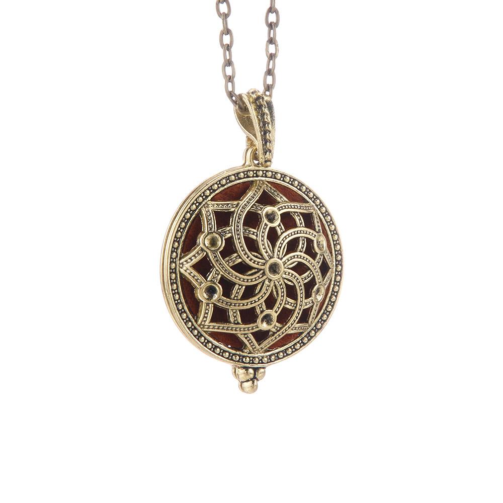 Aromatherapy Necklace Tree of Life Diffuser Jewelry Vintage Open Locket Pendant Essential Oil Perfume Aroma Diffuser Necklace
