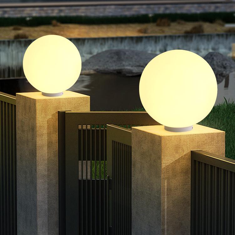 Wasserdichte Solar-Gartenpfostenleuchten - Runde Kugel für Außenpfosten und Zäune
