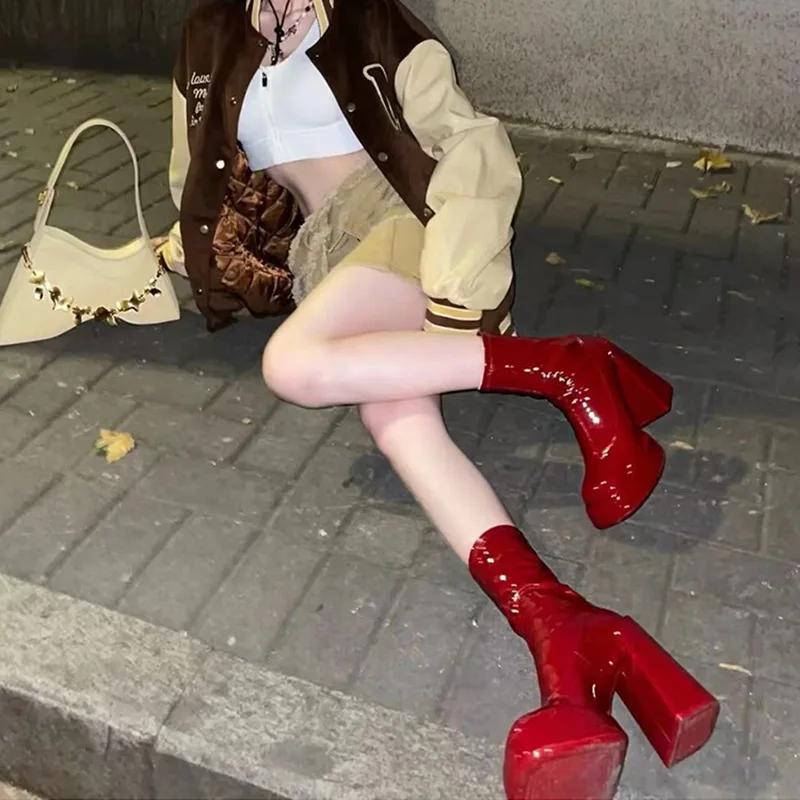 2024 Niche Evropské a americké červené lakované kožené boty na silném podpatku s voděodolnou platformou, Kotníkové boty na vysokém podpatku
