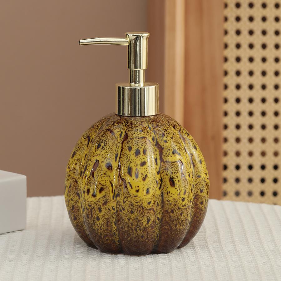 soap dispenser Pumpkin ceramic hand sanitizer bottle shampoo and shower gel press and dispense bottle decoration   dispenser