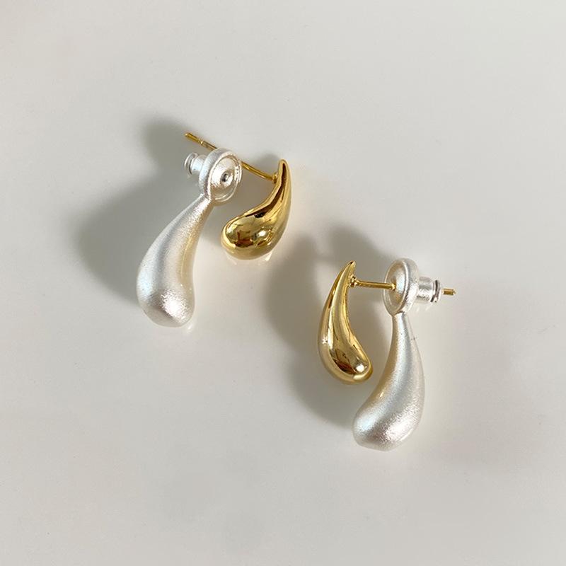 Light Luxury Elegant Gold Color Contrast Drop Metal Stud Earrings For Women Fashion Simple Geometry Jewelry Party Gifts