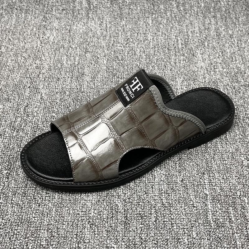 Large size 47 48 supply sandals men's 2025 new men's casual non-slip beach shoes Roman cool slippers