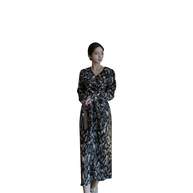 JK&JS French Style V-Neck Floral Midi Dress