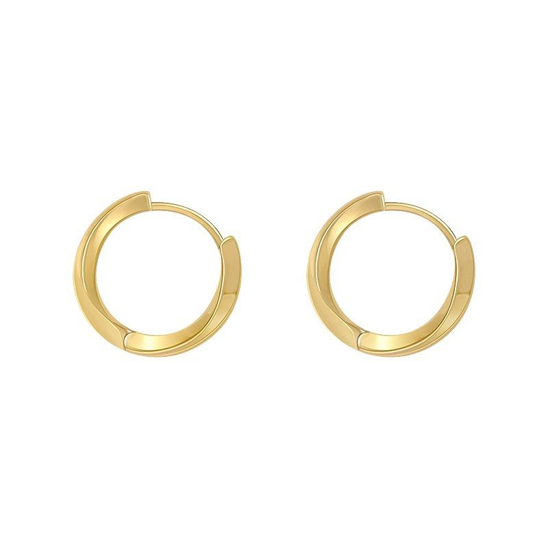 Ear Hoop Women's Niche Design Lightweight Luxury Stud Earrings, High-end Golden Ring-shaped Earrings, Hoop Jewelry.
