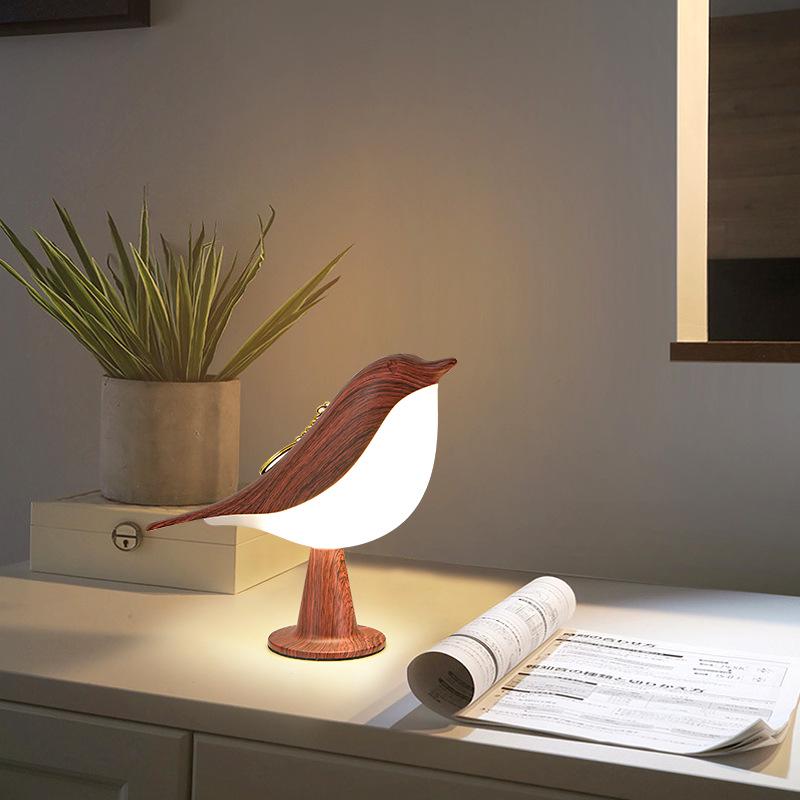 Magpie Aroma LED Night Light: Touch-Activated Bird Lamp for Car, Bedroom, or Bedside Table.