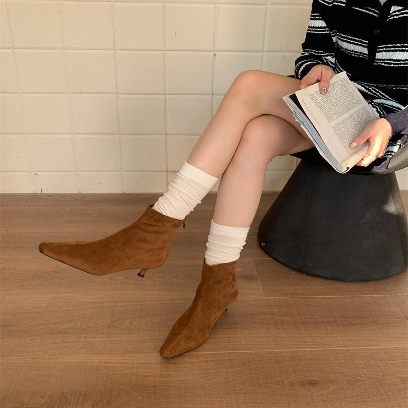 Europe, America 2025 Autumn and Winter New Simple Matte Suede Flat Socks Boots Flat Heel Thin Boots Temperament Pointed Short Boots Women