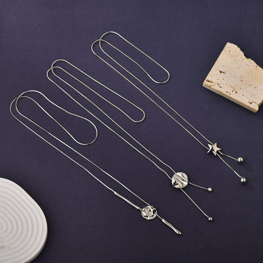 Elegant Geometric Star Pendant Sweater Necklace For Women In Autumn Winter Fashion