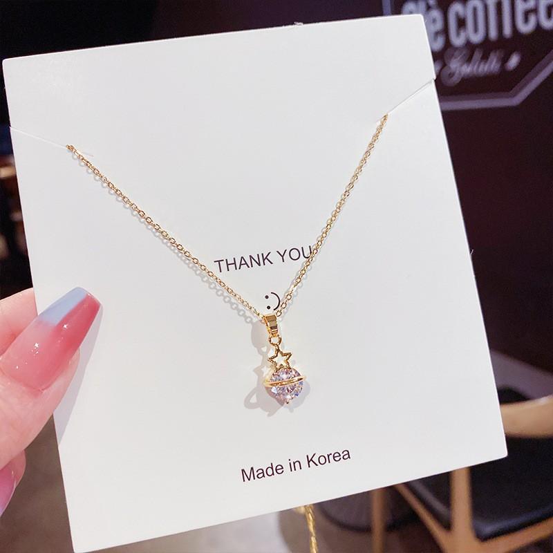 Fashion Light Luxury Titanium Steel Necklace Women'S High-End Pendant Sweet Temperament Collarbone Chain Does Not Fade Accessories
