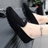 Fashion Slip-ons Men Casual Flats Outdoor Moccasin Men Walking Shoes Leather 2025 New High Quality Loafers Handmade Male Dress Shoes