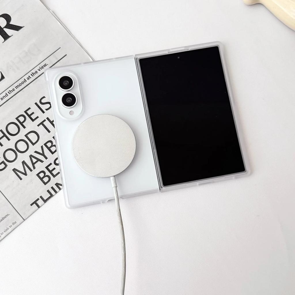 Matte Transparent Magnetic Phone Case for Samsung Z Fold 8 Ultra Fold 8 Fold 7 6 5 for Magsafe Wireless Charging Slim PC Cover