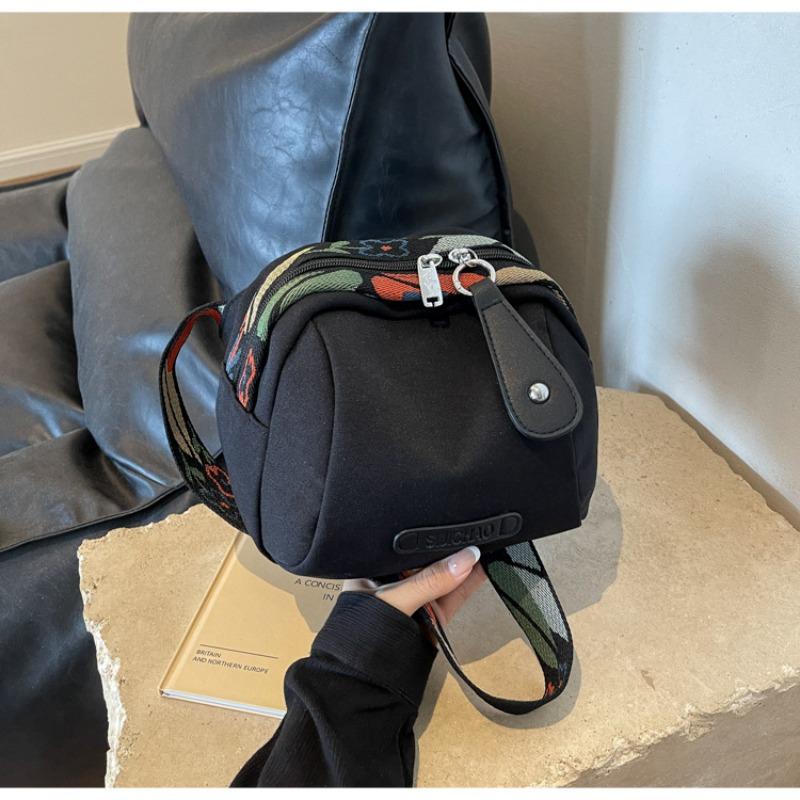 

Fashion new shoulder small bag women s versatile fashion messenger bag niche casual waterproof Oxford commuter shell bag чёрный