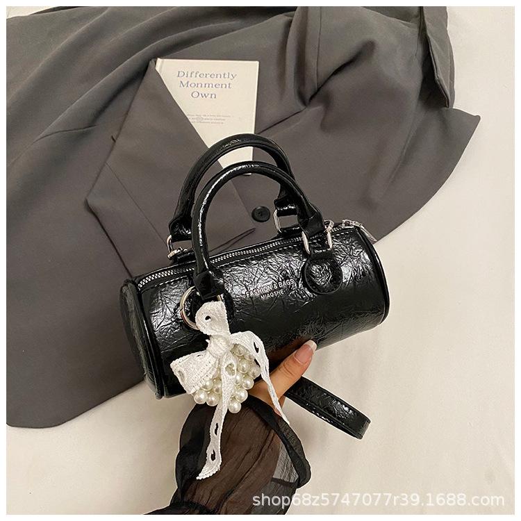 This Year's Popular Small Bag Women's 2025 New Spring and Summer Versatile Messenger Bag Korean Version Handbag Pillow Bag