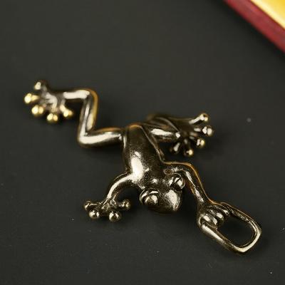 Metal Frog Keychain Pendant DIY Hardware Accessories for Crafting and Decoration Suitable for Various Creative Projects and Personal Use