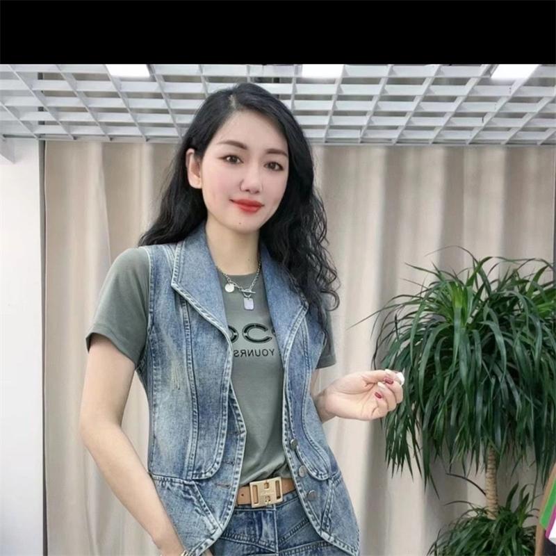 Women's Jacket Spring And Autumn Fashion Sleeveless Versatile Ladies Denim Vest Coat Short Elegant Female Tank Top
