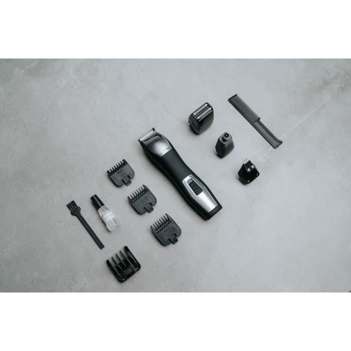 Tondeuse à barbe - WAHL - GROOMSMAN PRO - 2,4 V - 6 sabots - Autonomie : 60 min - Noir / Argent