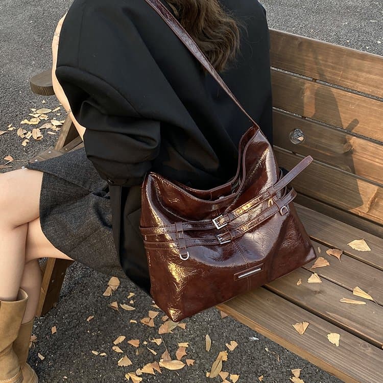 

Vintage Oil Wax Pitot Bag Women s Shoulder Messenger Bag