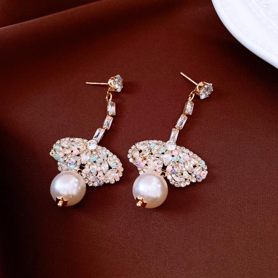 

Silver Needle Pearl Diamond Wings Pendant Earrings Light Luxury Premium Sense Delicate Earrings Retro Elegant Versatile Earrings Women