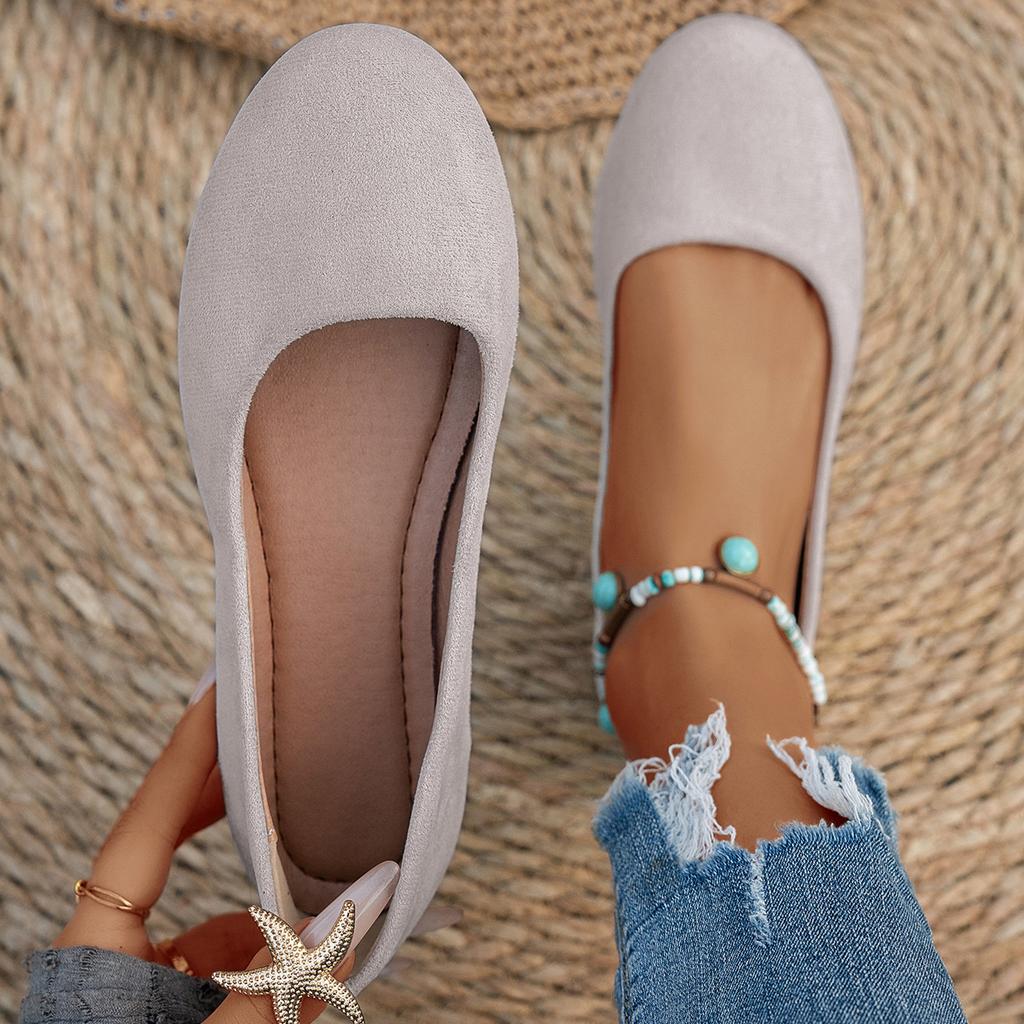 Women's Wide Width Driving Moccasins - Round Toe Soft Sole Slip-On Flats for Fall, Casual Loafers for Outdoor Wear