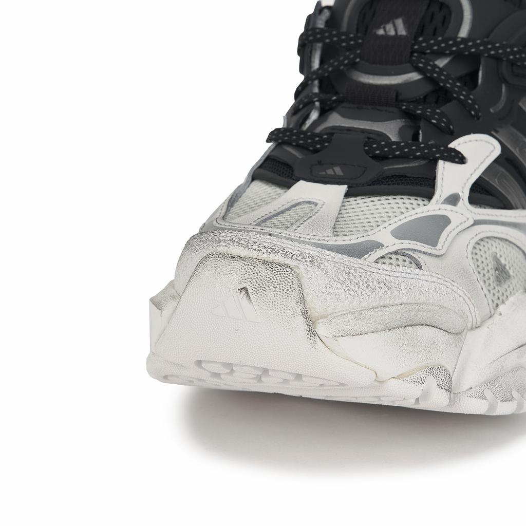 adidas XLG Runner Deluxe White Black Unisex Sneakers Crystal-White Core-Black Iron-Metallic JR0861