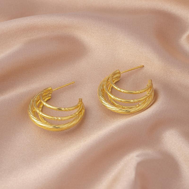 Fashion Trend Unique Design Elegant Delicate Retro Stud Earrings Women Jewelry Party Gifts