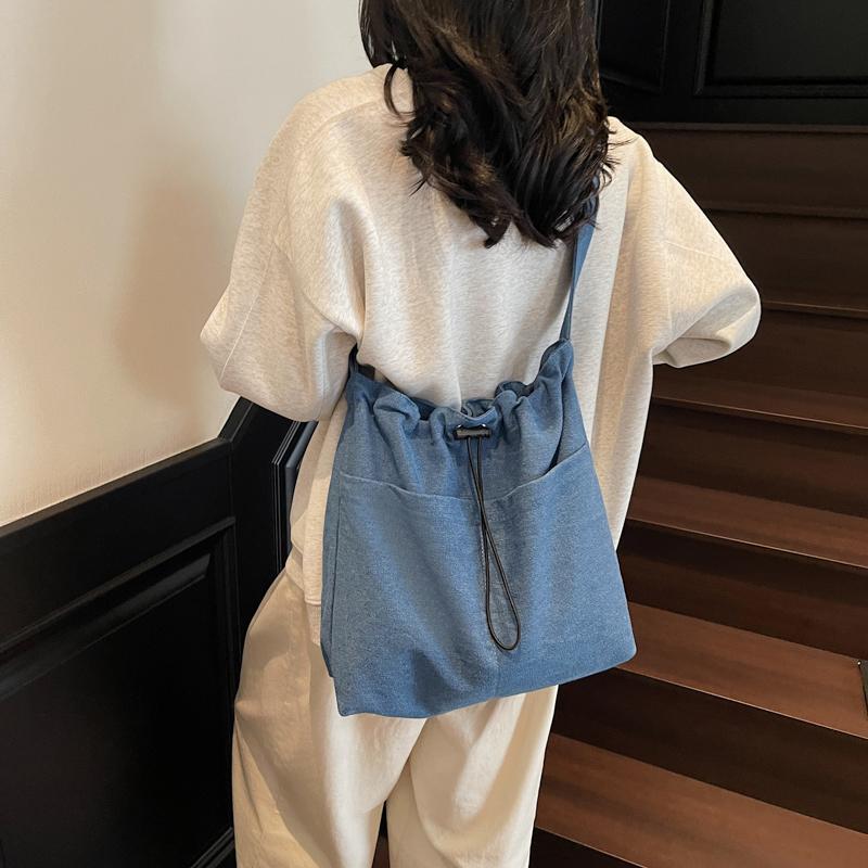 Large Capacity Drawstring Bucket Bag Women's Denim Crossbody Bag Commuter Shoulder Bag