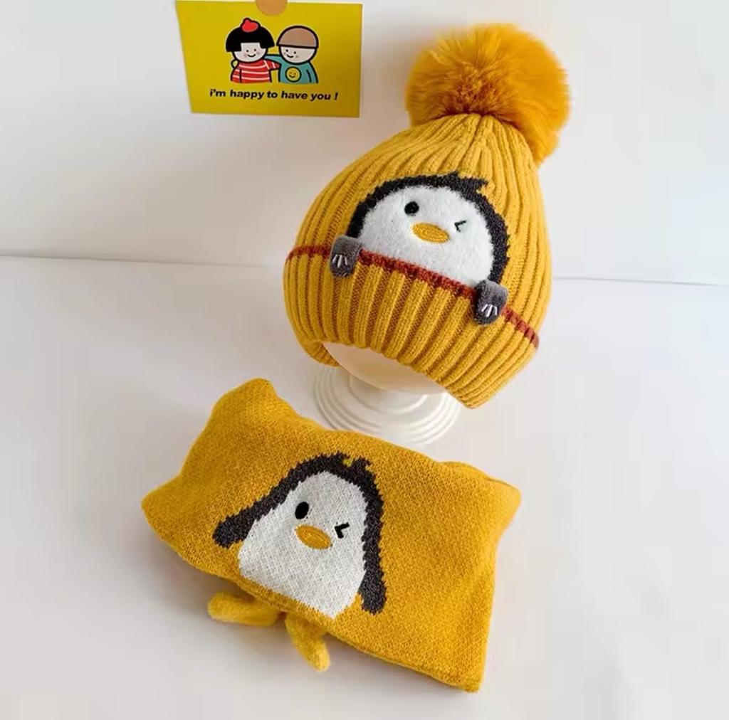 Baby Knit Neck Warmer with Winter Warm Penguin Design Number J.B.things Hat, Warmth, Scarf, Hat, (JP, Size, 50.0 Cm, Yellow)