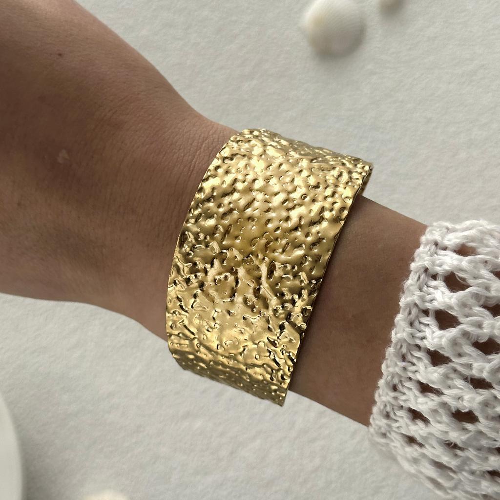 Vintage Stainless Steel Metal Shell Starfish Bracelet for Women Gold Color Open Cuff Bangle Bracelet Bohemia Beach Party Jewelry