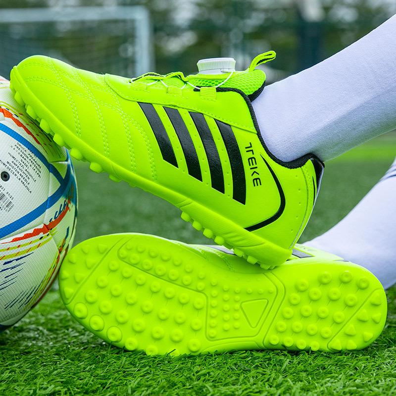 Children's football shoes broken nails rotating buckle leather feet boys and girls students artificial turf anti-skid training shoes