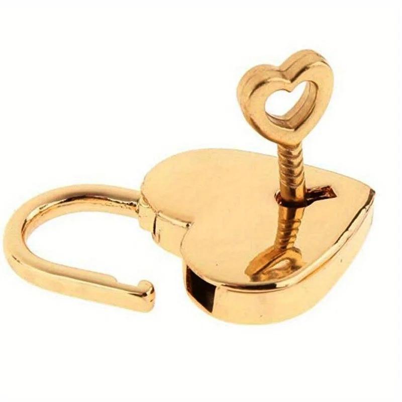 2Pcs Heart Shape Vintage Metal Mini Padlock Bag Suitcase Luggage Box Key Lock with Key.