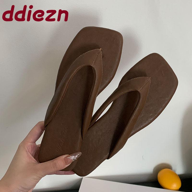 Fashion Summer Beach Flip flops Women Flats Slides Slippers Shoes Female Footwear Fashion Square Toe Ladies Flats Slippers Sandals Shoes