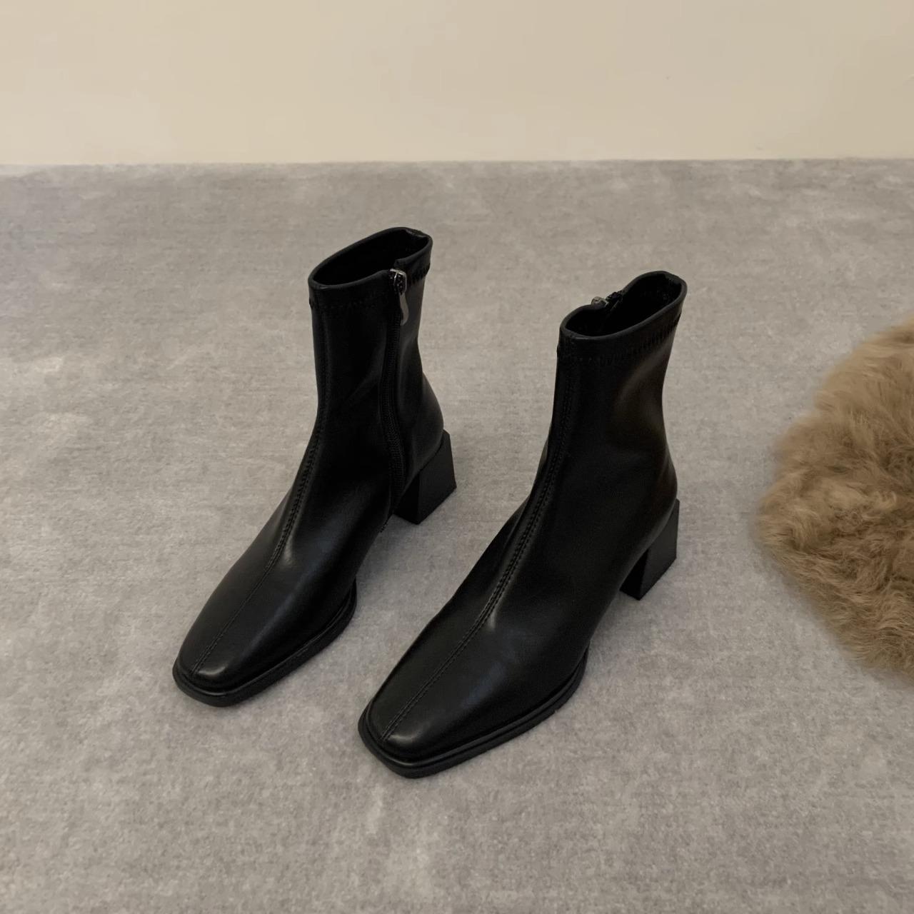 

Модный осенне-зимний дизайн, каблук, ботильоны до щиколотки, модный квадратный носок, молния, женские повседневные ботинки челси, обувь, ботильоны из мягкой кожи 35 чёрный