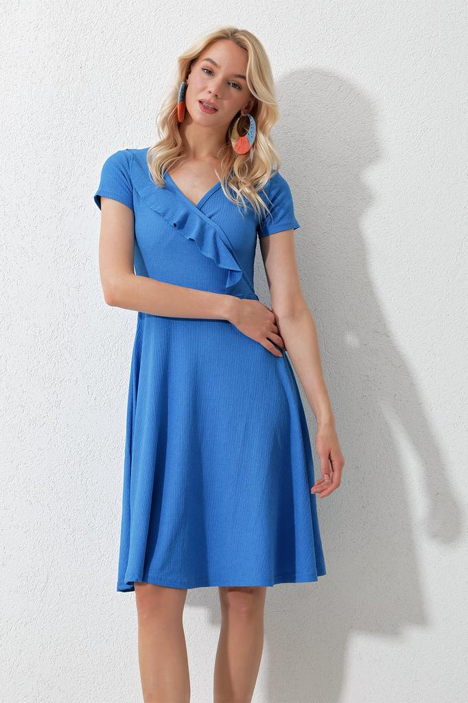 Women's Dress New Season Fashion Blue V-neck Ruffled Midilength Knitted Dress