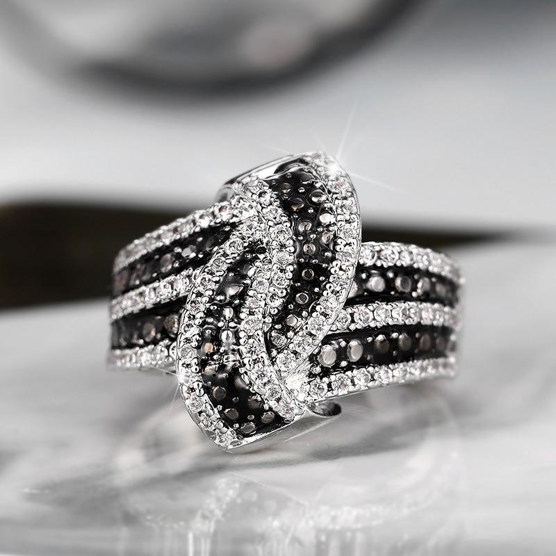 Inlaid Super Flash Zircon Ring, Two-Color High-Elegant Temperament Ring, Swing Arm Design