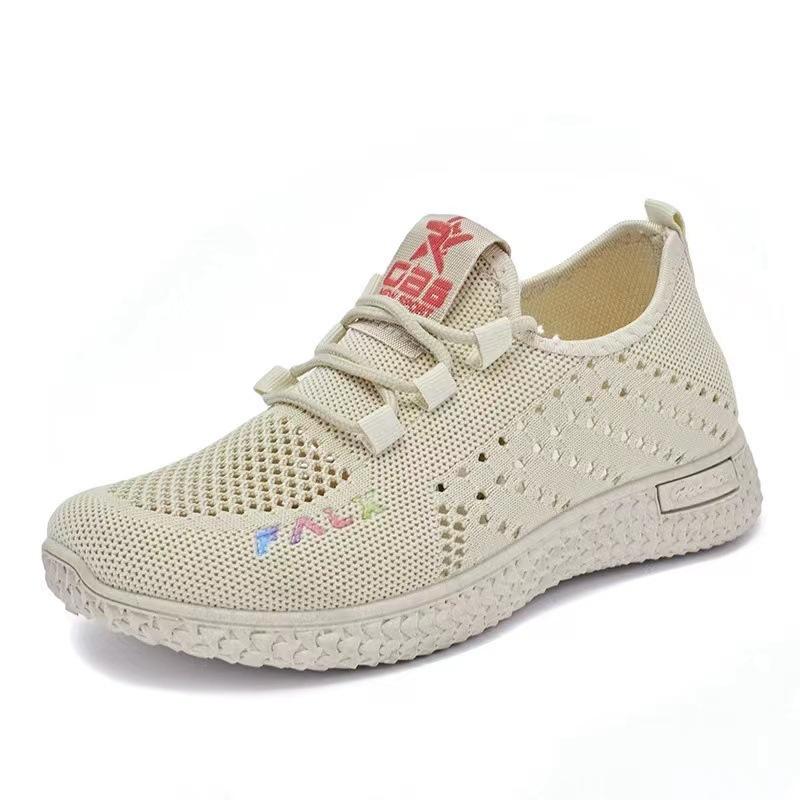 Fashion Summer 2025 Women Breathable Mesh Shoes Flying Knit Casual Hollow Mother Shoes Versatile Running Shoes