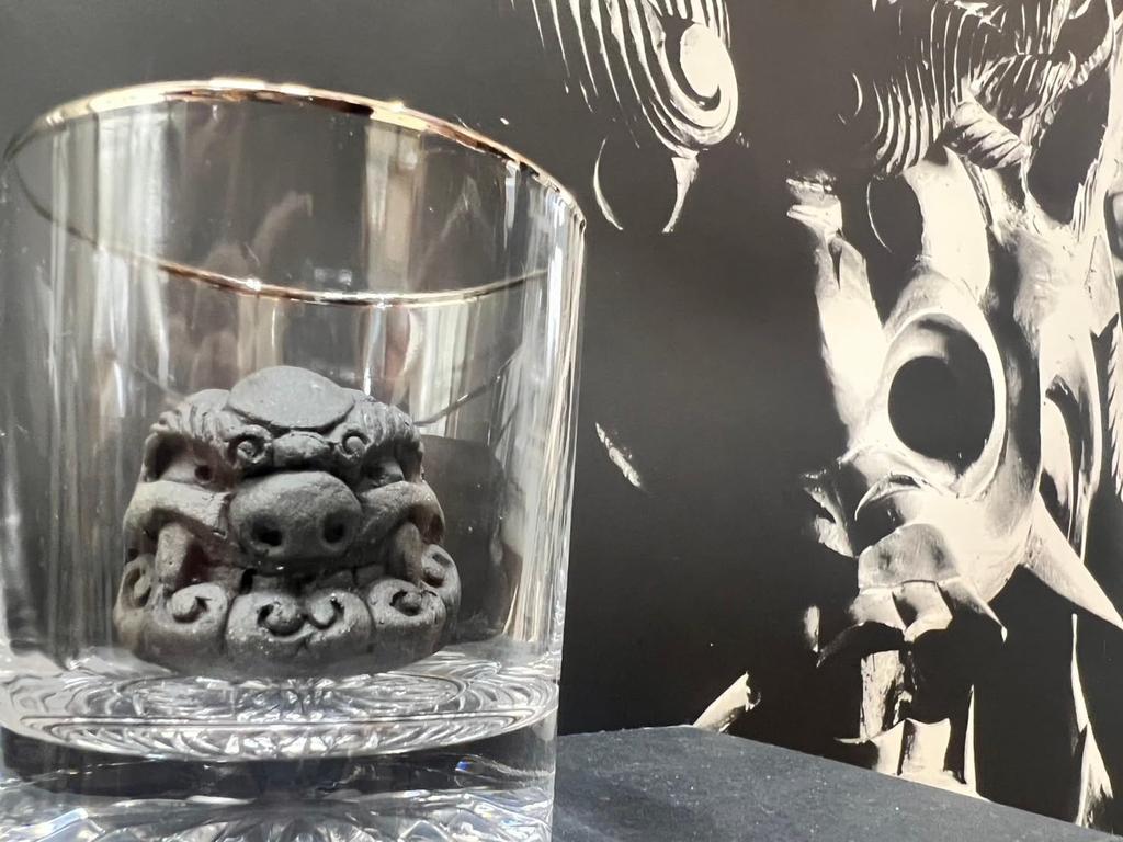 SUIGA "Nai-nai" Demon Face Ice Cubes