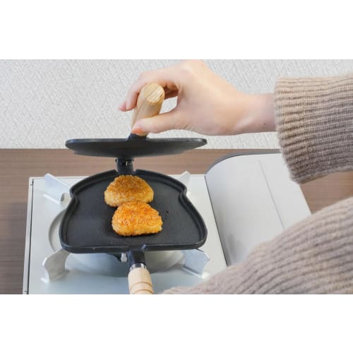 Ikenaga Iron Works Squid Grill Maker with Recipe (41415)