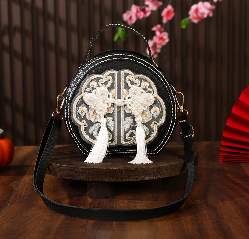 

«Китайська кругла сумка через плече ручної роботи з вишивкою – універсальна жіноча сумочка через плече своїми руками»