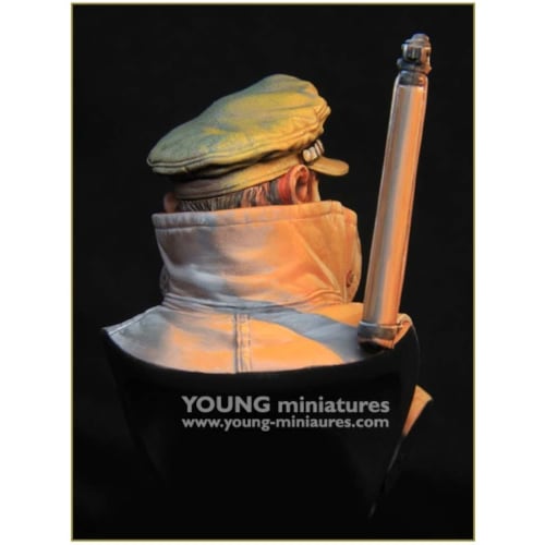 Young Miniatures 1/10 Scale WWII British Army LRDG Troops, North Africa 1942, Dusk Wanderer, Bus and Model Resin Kit, YM1888