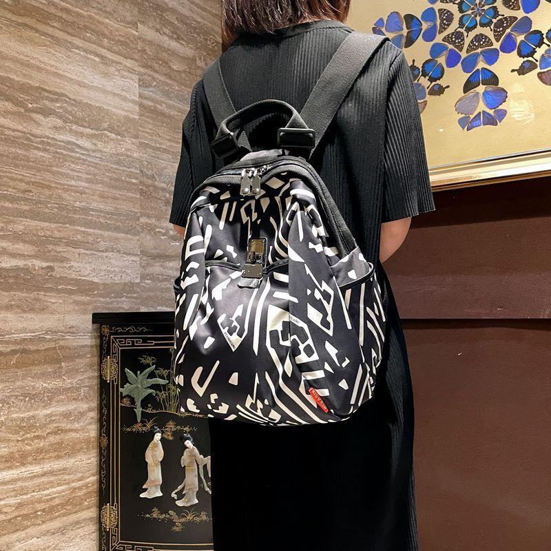 

Backpack Women s Fashion Oxford Cloth Casual Travel Large [dynamic black] black strap