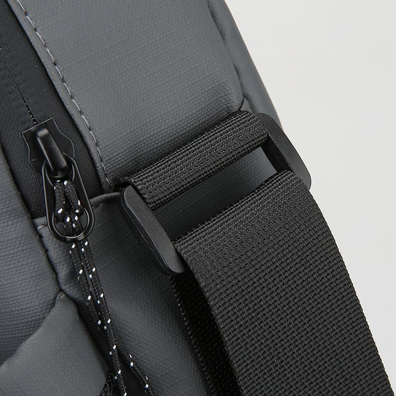 Commuter Men's Shoulder Bag Outdoor Travel Crossbody Bag