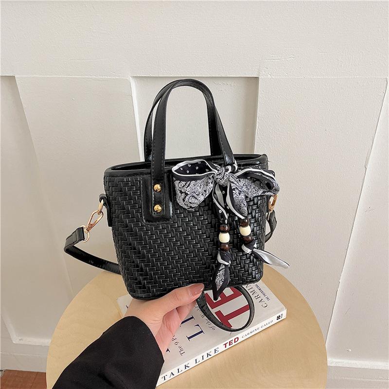 Women's Woven Texture Bucket Bag - 2026 Single Shoulder Cross-Body Handbag with Trendy Design