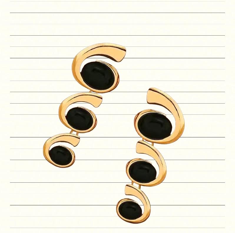 Elegant Women's European & American Inlaid Oval Stud Earrings – Bestselling Daily Wear 1 Pair