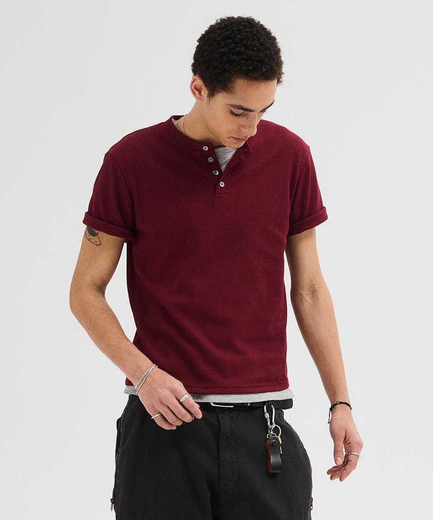 LEIRE Waffle Henley Neck Semi-Crop T-Shirt [Burgundy]