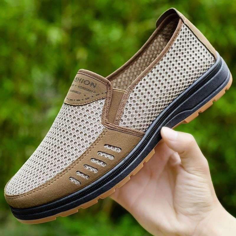 Summer Old North Cloth Shoes Men's New Breathable Casual Soft-soled Dad Shoes Middle-aged and Elderly Deodorant One-pedal Sandals