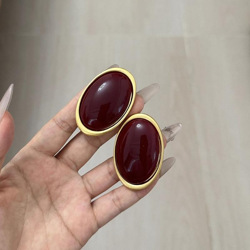 Vintage Red Resin Earrings for Women Retro Stud Earrings Luxury Large Geometric Oval Earrings Party Wedding Ear Jewelry Gifts