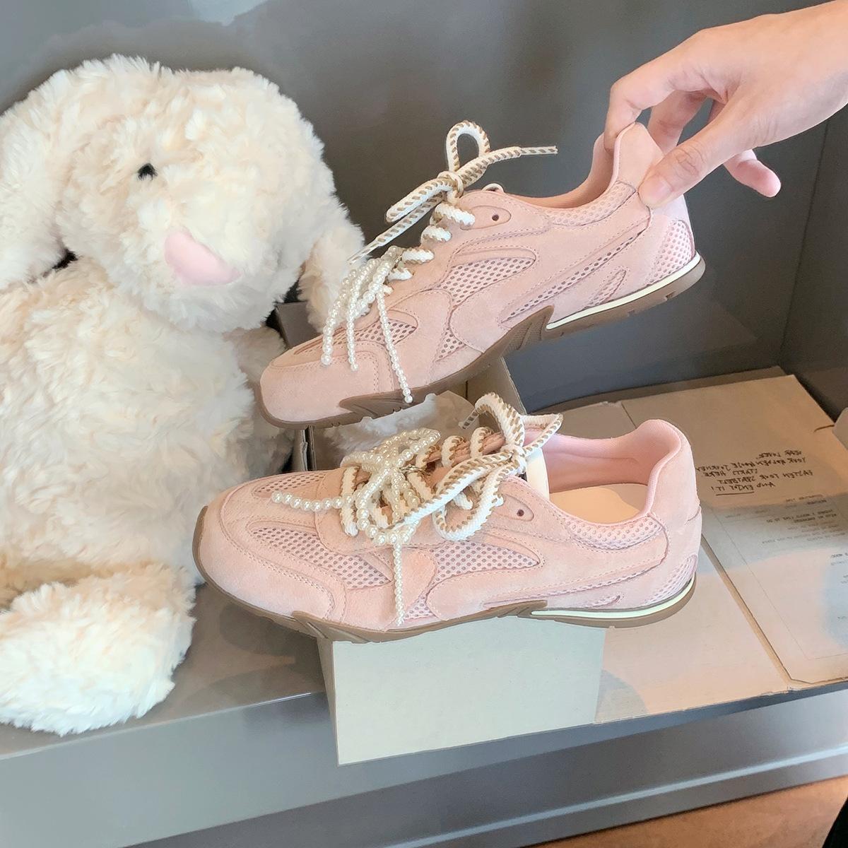 

Cowhide version of grape mother, the same girly pearl pair of shoelaces, casual ballet style moral training shoes, women s sports and leisure shoes 35