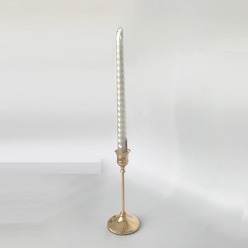 Europejski Złoty Świecznik z Kutego Żelaza - Luksusowy Romantyczny Dekor na Kolację przy Świecach