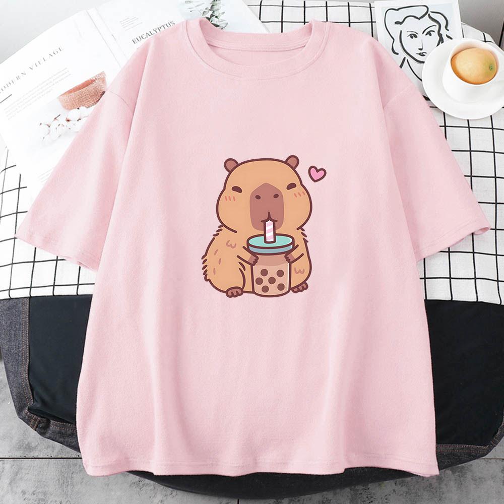 

Футболка Capybara Loves Drinking Bubble Tea, 100% хлопок, летняя одежда, повседневная женская/мужская футболка Kawaii, милые рубашки для девочек, мода S